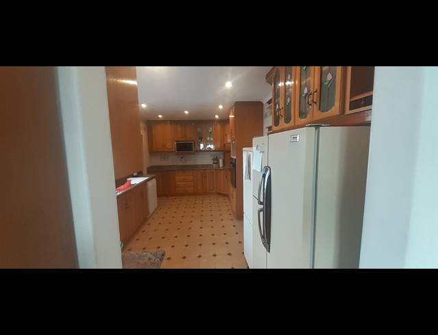 3 BEDROOM HOUSE FOR SALE IN MOTALABAD